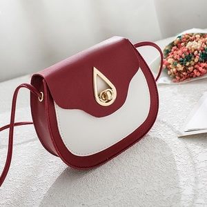 NEW Red Faux Leather Fashion Crossbody Handbag (Small)